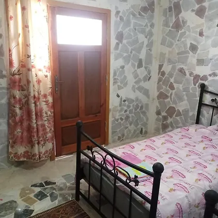 Hotel Potter's Cave *