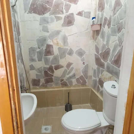 Potter's Cave Hotel